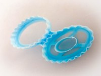 199042B-perle-doree-emporte-piece-lunette-ovale