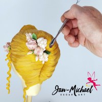 perle-doree-dekofee-instrument-cheveux-plume1