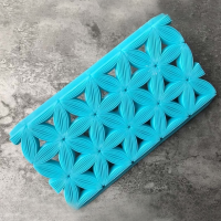 perle-doree-embosseur-flowers